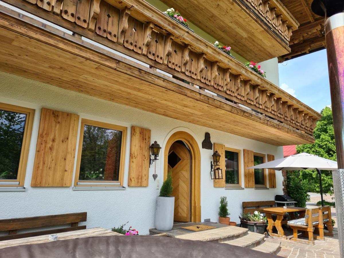 Ferienhaus Schnitzhof 압티나우 외부 사진
